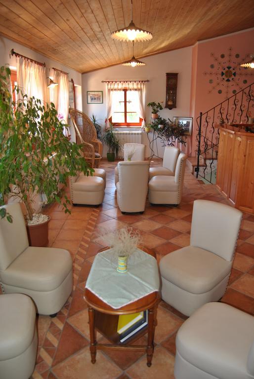 Tourist Farm Dujceva Domacija Villa Vremski Britof Eksteriør billede